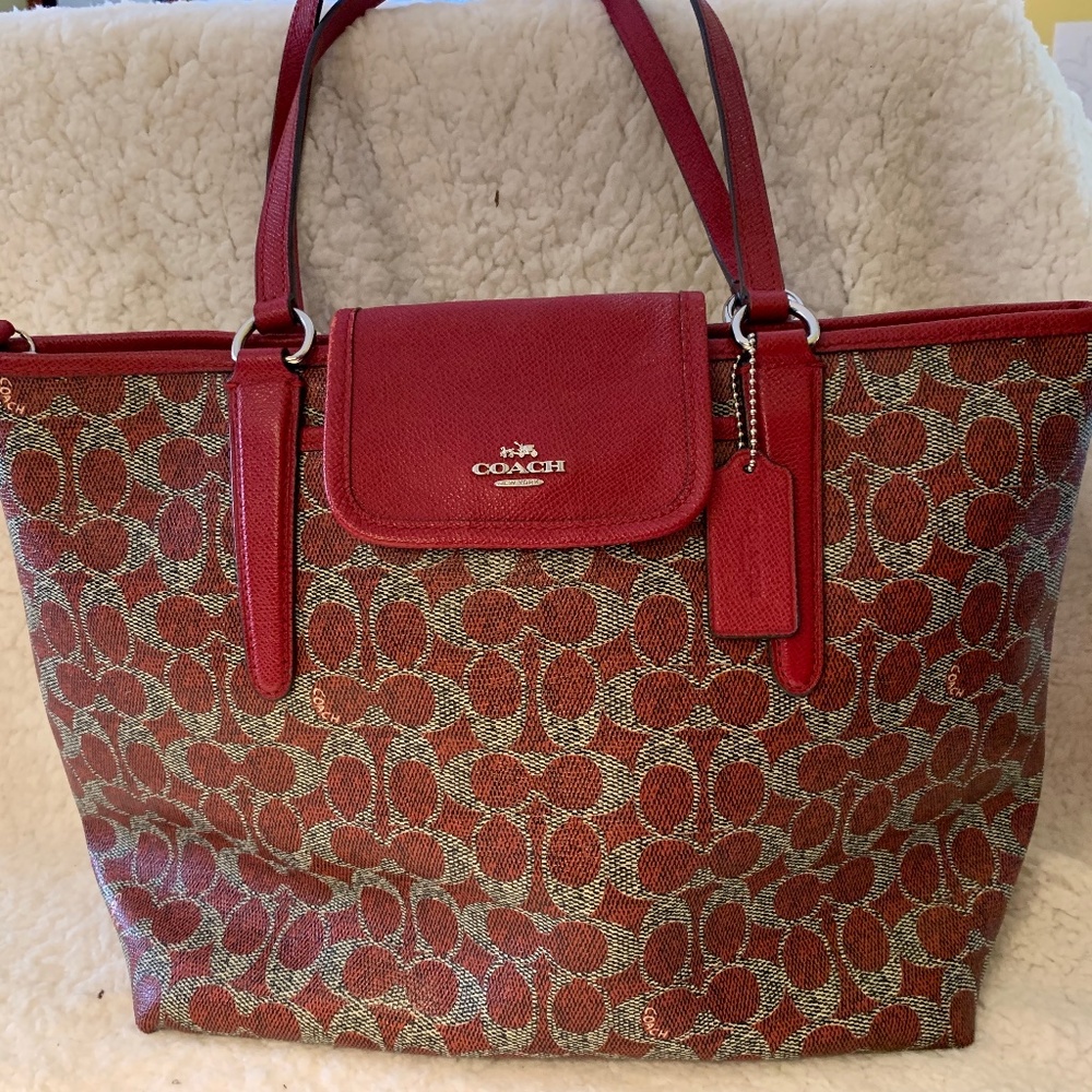 NWOT Coach Ward Tote Signature PVC Coated Canvas Snap Closure Red/Black/Silver